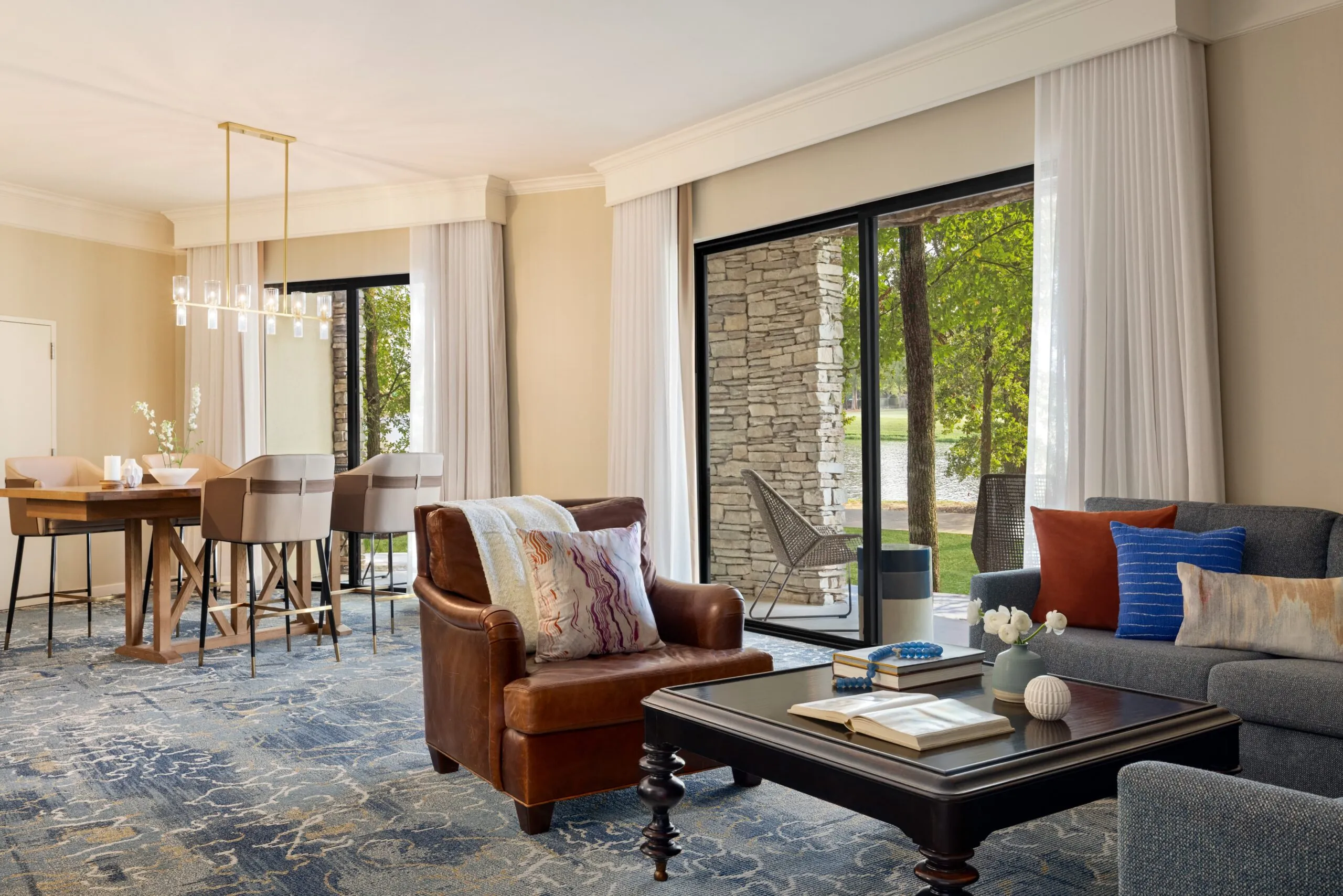 The Woodlands Suite